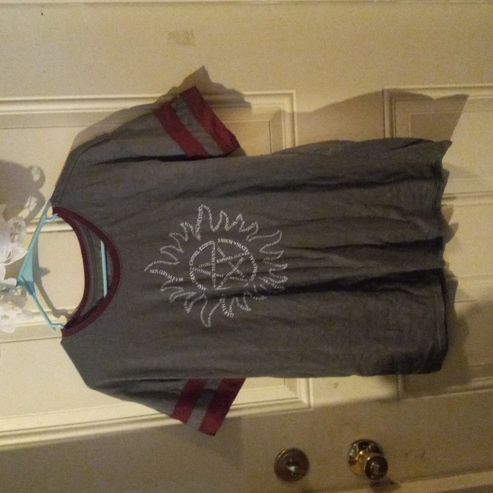 Supernatural tee womens
